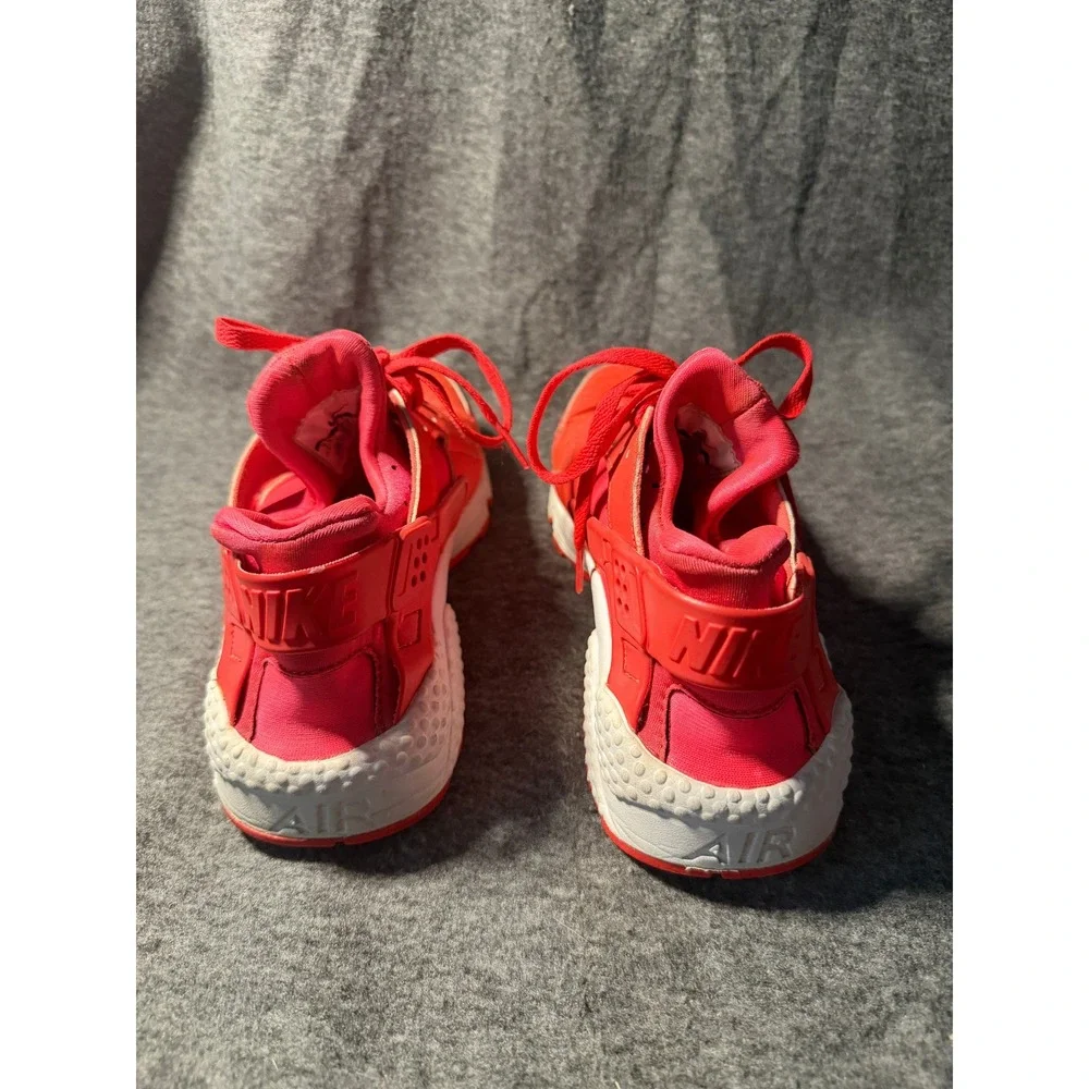 Nike Air Huarache Run Bright Crimson Red Womens Sneakers 634835-608 Size 7.5